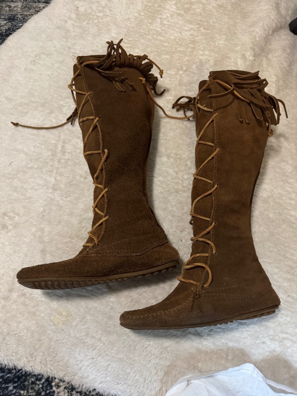 Minnetonka Brown Suede Knee High Lace-Up Fringe Moccasin Boots | Size 6